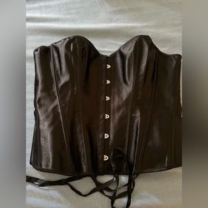 Black plus size corset